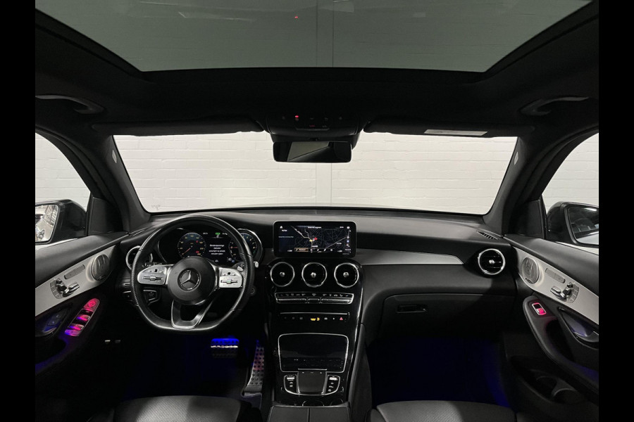 Mercedes-Benz GLC 300e 4MATIC Adapt. cruise | Open dak | Burmester | Massage | Memory | Stoelverwarming | Camera | Ambiente verlichting | Carplay | Originele kleur*