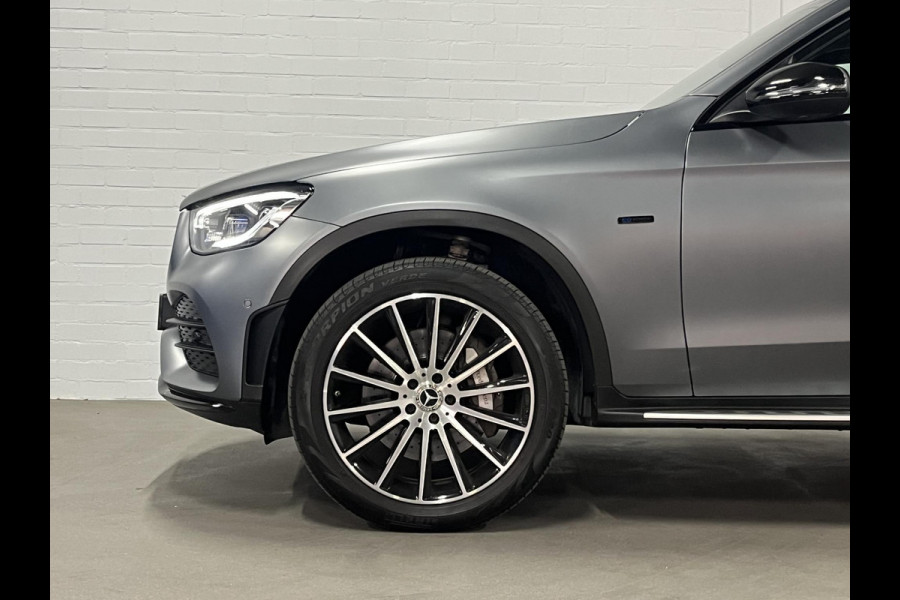 Mercedes-Benz GLC 300e 4MATIC Adapt. cruise | Open dak | Burmester | Massage | Memory | Stoelverwarming | Camera | Ambiente verlichting | Carplay | Originele kleur*