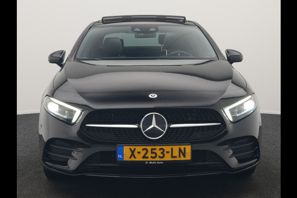 Mercedes-Benz A-Klasse 250 e AMG Line PHEV 218pk | Panodak | Camera | Multibeam LED | Alcantara Sportstoelen Verwarmd | Apple Carplay | Sfeerverlichting | Blis | Cruise Control | Navigatie | Virtual | DAB | Plug In Hybrid |