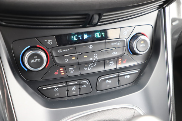 Ford Kuga 1.5 EcoBoost ST Line | 150PK | Keyless-go | Carplay | Stoel/Stuurverwarming | Sony audio | Sfeerverlichting | Camera | 2019.