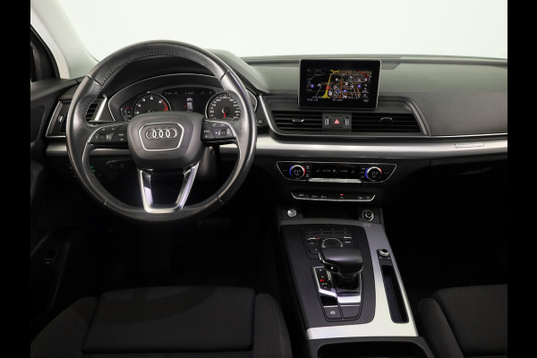 Audi Q5 45 TFSI quattro S edition 245pk S-tronic | Navigatie | Parkeercamera | Sportstoelen | 18 inch Lichtmetalen velgen | Parkeersensoren voor en achter