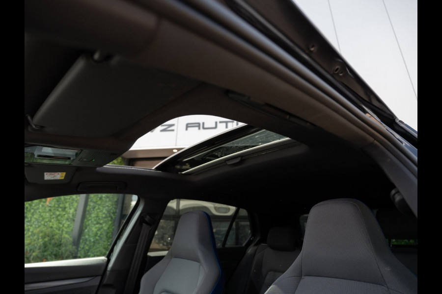Volkswagen Golf 1.4 eHybrid 245PK GTE | Matrix | Pano | Camera | Trekhaak