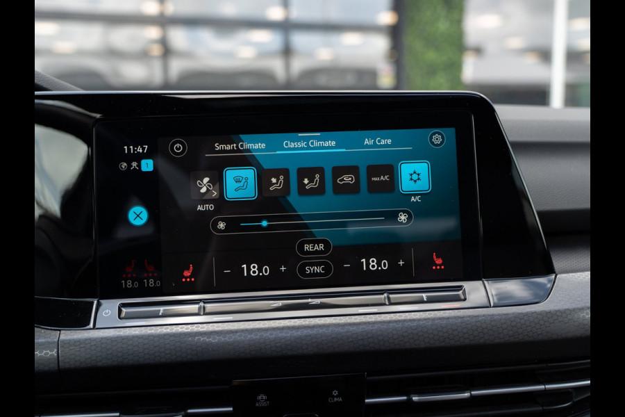 Volkswagen Golf 1.4 eHybrid 245PK GTE | Matrix | Pano | Camera | Trekhaak