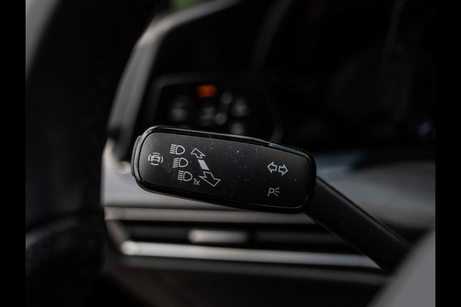 Volkswagen Golf 1.4 eHybrid 245PK GTE | Matrix | Pano | Camera | Trekhaak