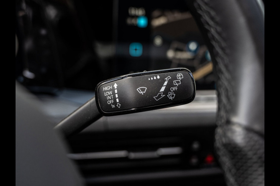 Volkswagen Golf 1.4 eHybrid 245PK GTE | Matrix | Pano | Camera | Trekhaak