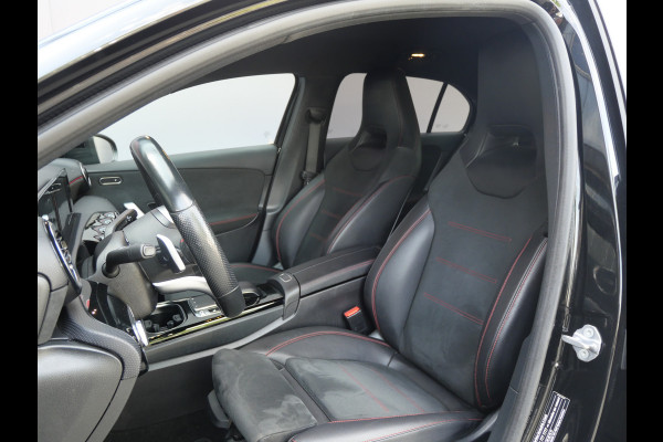 Mercedes-Benz A-Klasse 250 AMG NIGHT EDITION | AUTOMAAT | CAMERA | DIAMOND GRILL | 224 PK!!