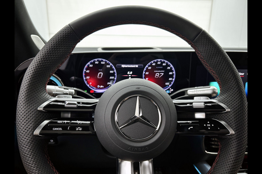 Mercedes-Benz Glb 200 Business Solution AMG 7p. 58 kWh | Premium Plus pakket | Winterpakket | Nightpakket | Parkeerpakket | Trekhaak | Sportstoelen | GUARD 360° | Vast panoramadak | Burmester® 3D surround sound system | 19” vijfspaaks AMG-velgen |