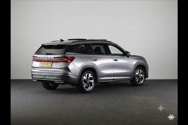 Škoda Kodiaq 1.5 TSI PHEV Sportline Business 204 pk Automaat (DSG) | Verlengde garantie | Panoramadak | Trekhaak (wegklapbaar) | Parkeersensoren | Achteruitrijcamera | Stoelverwarming v/a |