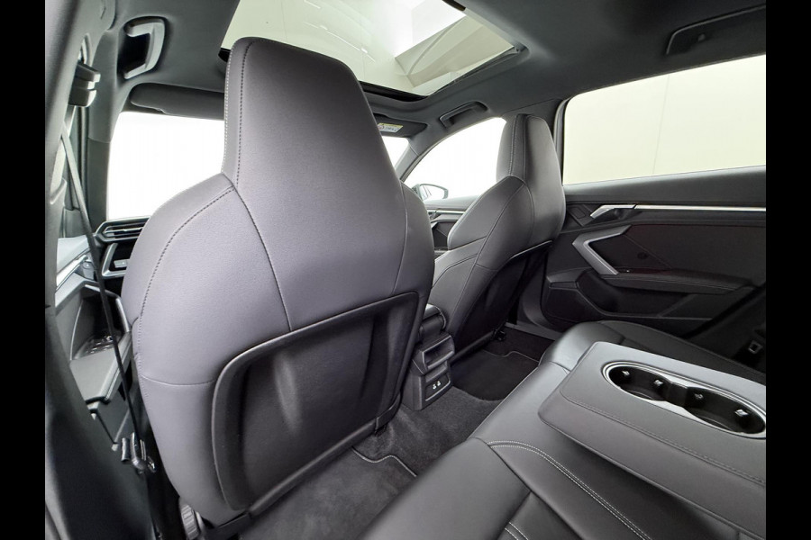 Audi A3 Sportback 45 TFSI e S edition Competition 272pk PHEV| 8.000KM!  | VAN: 44.900,- VOOR: 42.877,- | INCL. BTW | 143km RANGE WLTP!! | ADD. CRUISE | PANORAMADAK | FABRIEKSGARANTIE t/m 04-2027| MEGA COMPLETE AUTO| S-LINE BINNEN + BUITEN| LEDER|