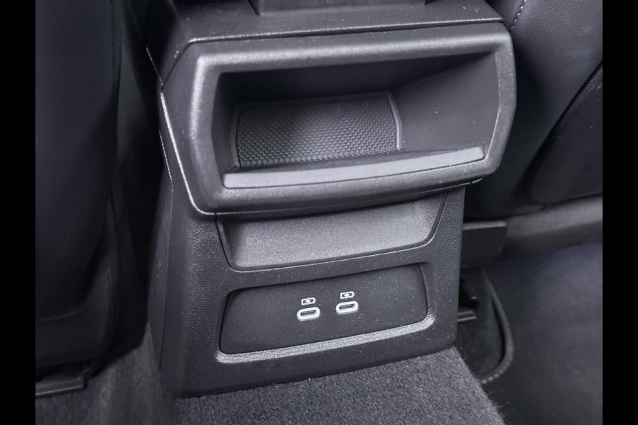 Audi A3 Sportback 45 TFSI e S edition Competition 272pk PHEV| 8.000KM!  | VAN: 44.900,- VOOR: 42.877,- | INCL. BTW | 143km RANGE WLTP!! | ADD. CRUISE | PANORAMADAK | FABRIEKSGARANTIE t/m 04-2027| MEGA COMPLETE AUTO| S-LINE BINNEN + BUITEN| LEDER|