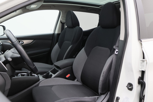 Nissan QASHQAI 1.2 N-Connecta Panoramadak, 360° Camera, Cruise, Bluetooth, Rijstrooksenor, PDC, 18''