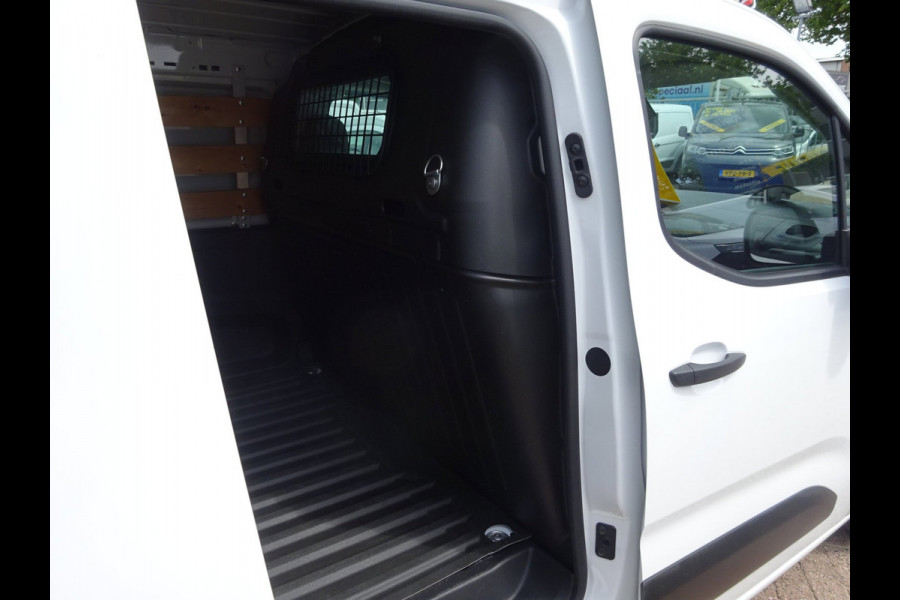 Peugeot Partner 1.2 PureTech Pro BENZINE AIRCO NAVI CRUISE CONTROL PDC SCHUIFDEUR
