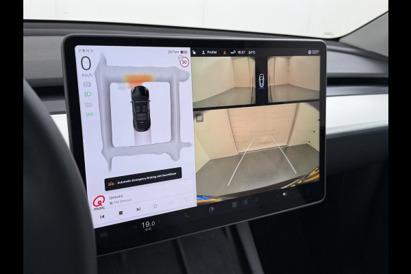 Tesla Model Y **RWD** Long Range 75kWh SOH 95% Lmv 20" Ivoor Leder Warmtepomp FSD-4 Computer Elek.Stoelen+Memory Panoramadak Navi Camera's Ecc Elek.Achterklep Privacy Glas Led AMD Ryzen™ Fabrieksgarantie tot 27-6-2028 Garantie op Accu en Motor tot 27-6-2032/192.000km 1e Eigenaar Origineel Nederlandse Auto
