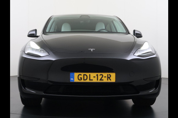 Tesla Model Y **RWD** Long Range 75kWh SOH 95% Lmv 20" Ivoor Leder Warmtepomp FSD-4 Computer Elek.Stoelen+Memory Panoramadak Navi Camera's Ecc Elek.Achterklep Privacy Glas Led AMD Ryzen™ Fabrieksgarantie tot 27-6-2028 Garantie op Accu en Motor tot 27-6-2032/192.000km 1e Eigenaar Origineel Nederlandse Auto