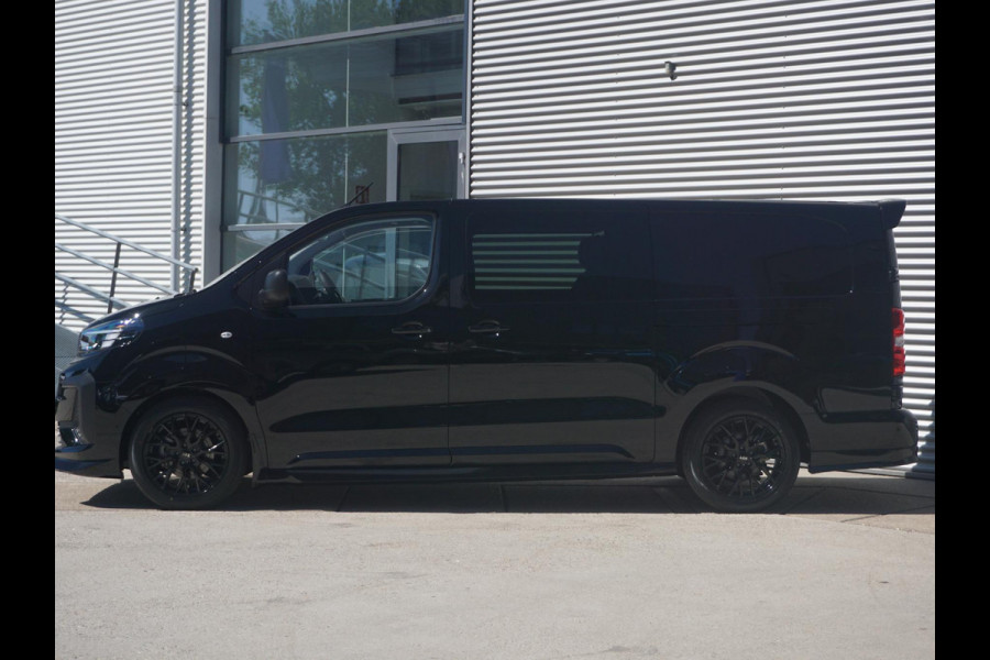 Opel Vivaro-e Dubbele Cabine 75kWh | STX Sport | Mooiste  bus van NL (!) | Lederen bekleding | Spoilerpakket | 18 inch Lichtmetalen velgen | Dynamic Comfort NAV Pakket | Winterpakket | 2x schuifdeur | Betimmering | Comfortstoelen |
