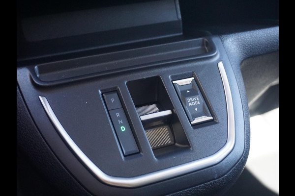 Opel Vivaro-e Dubbele Cabine 75kWh | STX Sport | Mooiste  bus van NL (!) | Lederen bekleding | Spoilerpakket | 18 inch Lichtmetalen velgen | Dynamic Comfort NAV Pakket | Winterpakket | 2x schuifdeur | Betimmering | Comfortstoelen |