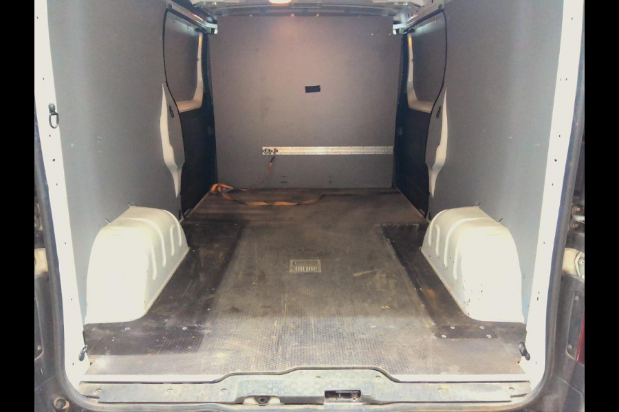 Renault Trafic 2.0 dCi 120pk L2 H1 2x Schuifdeur Airco Navigatie Trekhaak