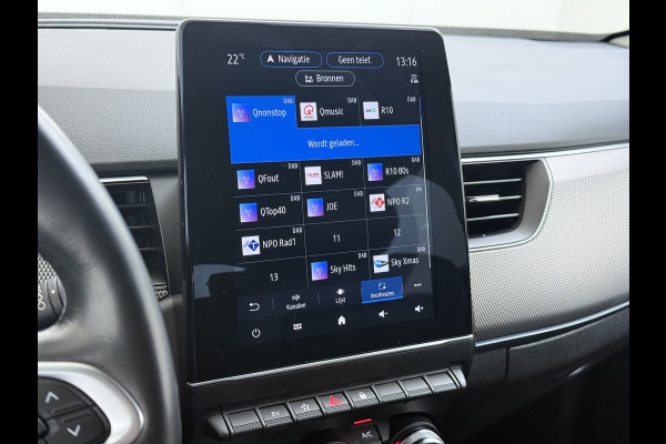 Renault Arkana 1.6 E-Tech Hybrid 145PK Automaat Trekhaak Adap.Cruise Navi Camera Ecc Apple Carplay Android Auto Intens Regen-Lichtsensor Lmv 18" Privacy Glas Pdc Bluetooth DAB Lane Assist Isofix Origineel Nederlandse Auto