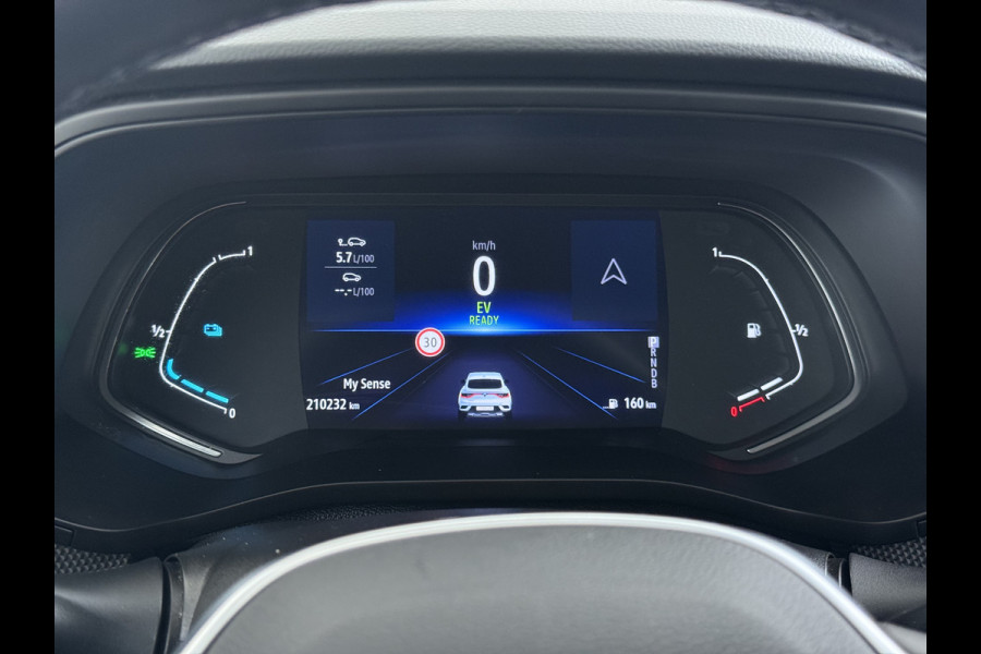 Renault Arkana 1.6 E-Tech Hybrid 145PK Automaat Trekhaak Adap.Cruise Navi Camera Ecc Apple Carplay Android Auto Intens Regen-Lichtsensor Lmv 18" Privacy Glas Pdc Bluetooth DAB Lane Assist Isofix Origineel Nederlandse Auto