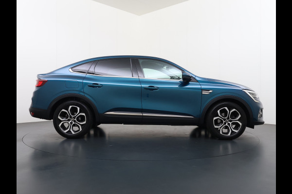 Renault Arkana 1.6 E-Tech Hybrid 145PK Automaat Trekhaak Adap.Cruise Navi Camera Ecc Apple Carplay Android Auto Intens Regen-Lichtsensor Lmv 18" Privacy Glas Pdc Bluetooth DAB Lane Assist Isofix Origineel Nederlandse Auto