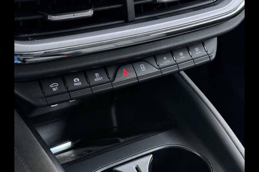 Škoda ENYAQ iV 80 SOH 95% Trekhaak 3-Zone Ecc Stuur+Stoelverwarming Lmv 21" Camera Apple Carplay Android Auto Keyless advanced Pdc Led Privacy Glas P-Assist DAB Isofix Rijstrooksensor 1.000KG Trekgewicht 1e Eigenaar Origineel Nederlandse Auto