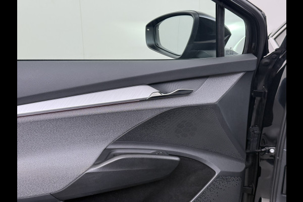Škoda ENYAQ iV 80 SOH 95% Trekhaak 3-Zone Ecc Stuur+Stoelverwarming Lmv 21" Camera Apple Carplay Android Auto Keyless advanced Pdc Led Privacy Glas P-Assist DAB Isofix Rijstrooksensor 1.000KG Trekgewicht 1e Eigenaar Origineel Nederlandse Auto