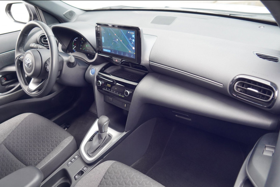 Toyota Yaris Cross 1.5 Hybrid First Edition / 1e Eigenaar / 5dkm NAP / NL-Auto / Camera / Navi / Climate
