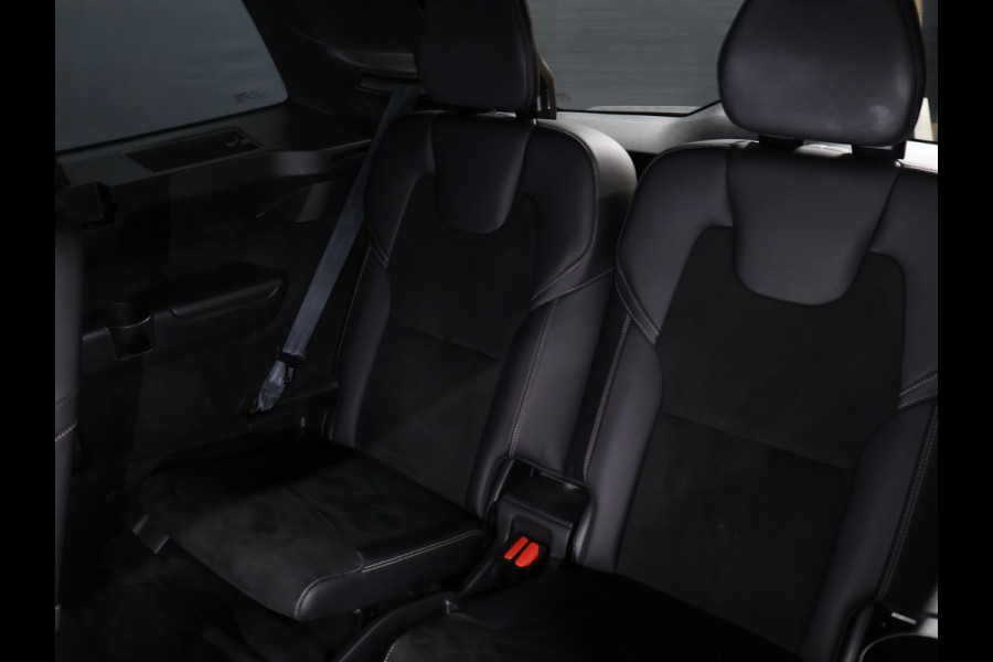 Volvo XC90 2.0 T8 Recharge AWD R-Design 7P [ADAPTIVE CRUISE, HARMAN/KARDON, MEMORY SEATS, TREKHAAK UITKLAPBAAR, STUURVERWARMING, APPLE CARPLAY, ANDROID, SFEERVERLICHTING, STOELVERWARMING, CAMERA, CLIMATE 4-ZONE, KEYLESS ENTRY