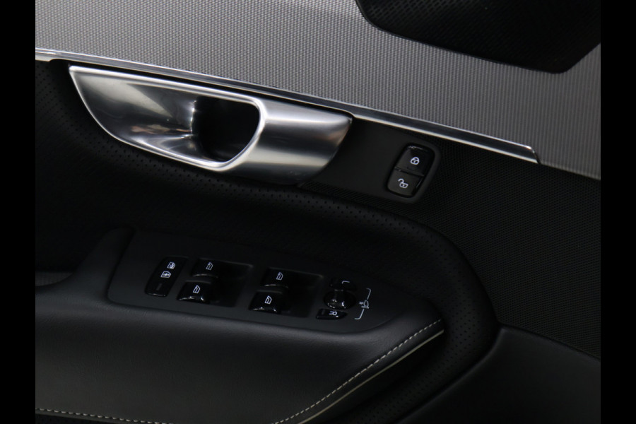 Volvo XC90 2.0 T8 Recharge AWD R-Design 7P [ADAPTIVE CRUISE, HARMAN/KARDON, MEMORY SEATS, TREKHAAK UITKLAPBAAR, STUURVERWARMING, APPLE CARPLAY, ANDROID, SFEERVERLICHTING, STOELVERWARMING, CAMERA, CLIMATE 4-ZONE, KEYLESS ENTRY
