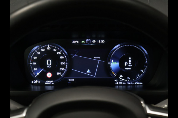 Volvo XC90 2.0 T8 Recharge AWD R-Design 7P [ADAPTIVE CRUISE, HARMAN/KARDON, MEMORY SEATS, TREKHAAK UITKLAPBAAR, STUURVERWARMING, APPLE CARPLAY, ANDROID, SFEERVERLICHTING, STOELVERWARMING, CAMERA, CLIMATE 4-ZONE, KEYLESS ENTRY