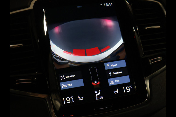 Volvo XC90 2.0 T8 Recharge AWD R-Design 7P [ADAPTIVE CRUISE, HARMAN/KARDON, MEMORY SEATS, TREKHAAK UITKLAPBAAR, STUURVERWARMING, APPLE CARPLAY, ANDROID, SFEERVERLICHTING, STOELVERWARMING, CAMERA, CLIMATE 4-ZONE, KEYLESS ENTRY
