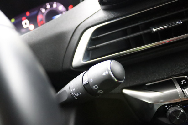 Peugeot 3008 1.2 PureTech Allure*HAAK*CAM*ACC*CARPLAY*LED*NAVI*