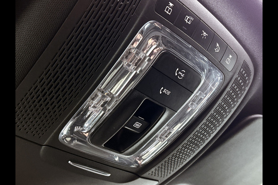 Mercedes-Benz A-Klasse 200 Business Solution AMG(Goed ondH, Panorama, Sfeerverlichting, Lane Assist,Navi, Camera, StoelV, Etc)