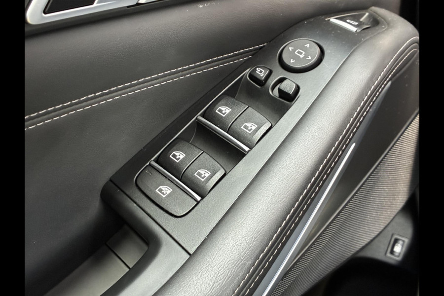 BMW X5 xDrive45e High Executive M Sport Pakket Automaat / Live Cockpit Professional / Panoramadak / Trekhaak / Comfortstoelen / Head-Up Display / Luchtvering / Driving Assistant Professional / Hifi / Stoelverwarming voor+achter /