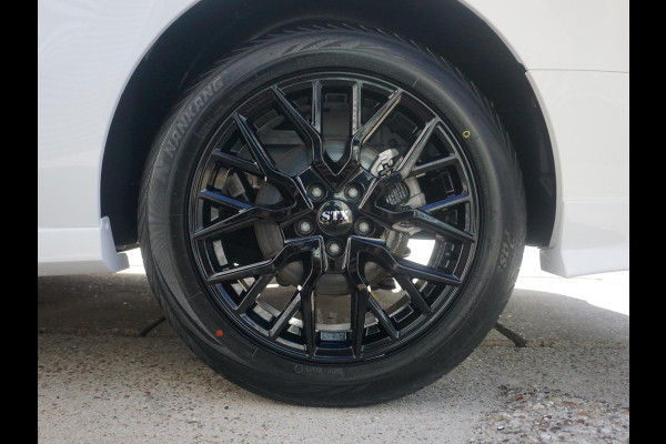 Opel Vivaro-e Dubbele Cabine 75kWh | STX Sport | Mooiste  bus van NL (!) | Lederen bekleding | Spoilerpakket | 18 inch Lichtmetalen velgen | Dynamic Comfort NAV Pakket | Winterpakket | 2x schuifdeur | Betimmering | Comfortstoelen |
