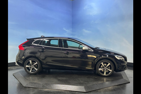 Volvo V40 2.0 T4 Business Sport Navi | Clima | Cruise | PDC | Trekhaak