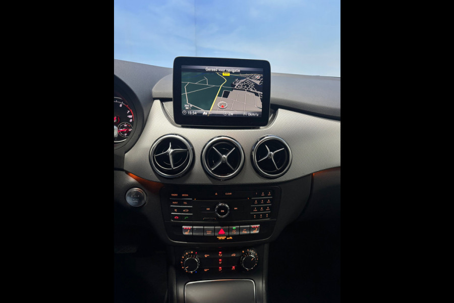 Mercedes-Benz B-Klasse 200 Prestige Airco | Navi | PDC | LED | Trekhaak
