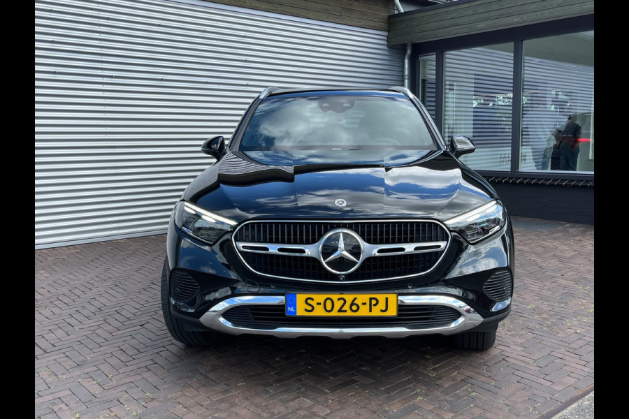 Mercedes-Benz GLC 300e 4MATIC AMG Line PANORAMADAK