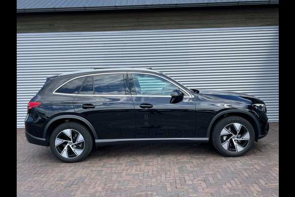 Mercedes-Benz GLC 300e 4MATIC AMG Line PANORAMADAK