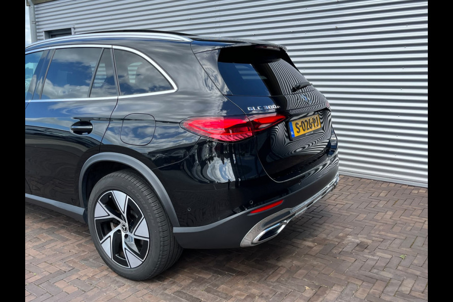 Mercedes-Benz GLC 300e 4MATIC AMG Line PANORAMADAK