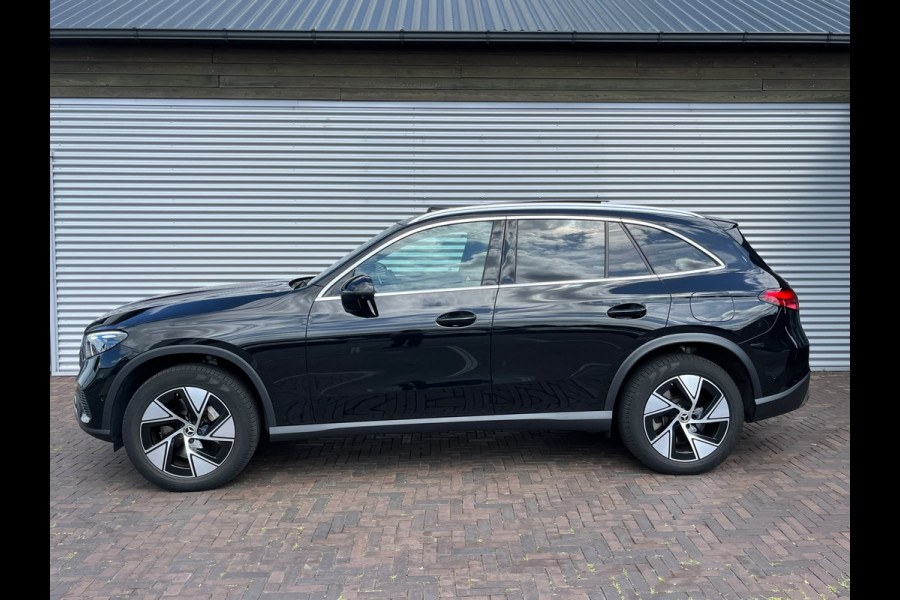 Mercedes-Benz GLC 300e 4MATIC AMG Line PANORAMADAK