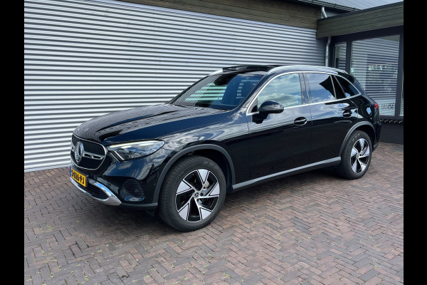 Mercedes-Benz GLC 300e 4MATIC AMG Line PANORAMADAK