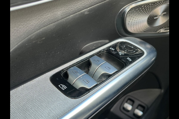 Mercedes-Benz GLC 300e 4MATIC AMG Line PANORAMADAK