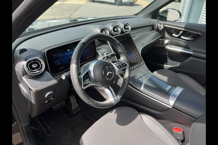 Mercedes-Benz GLC 300e 4MATIC AMG Line PANORAMADAK