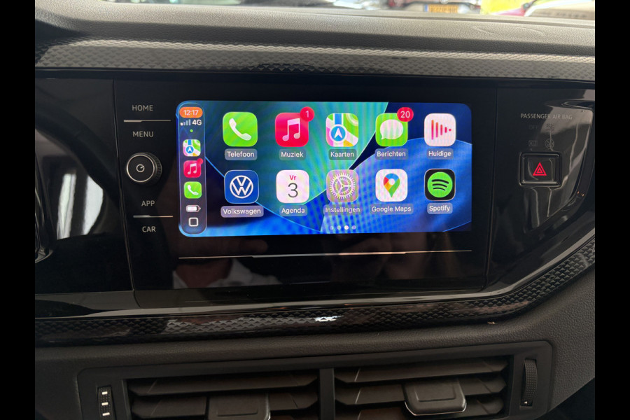 Volkswagen Polo 1.0 TSI Life Edition Achteruitrijcamera - Airco - Apple carplay - Draadloze telefoonoplader - Parkeersensor achter - Radio - Licht metalen velgen 15 inch - Navigatie - Radio - Cruise control - Elektrische ramen - Bluetooth - Led verlichting - Regensensor - start/stop systeem - stuurwiel multifunctioneel - Stoffen bekleding
