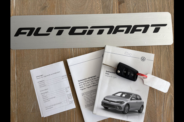 Volkswagen Polo 1.0 TSI Life Edition Achteruitrijcamera - Airco - Apple carplay - Draadloze telefoonoplader - Parkeersensor achter - Radio - Licht metalen velgen 15 inch - Navigatie - Radio - Cruise control - Elektrische ramen - Bluetooth - Led verlichting - Regensensor - start/stop systeem - stuurwiel multifunctioneel - Stoffen bekleding