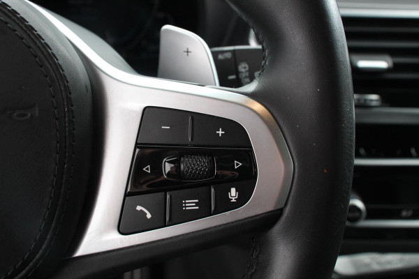 BMW X3 xDrive30e 292pk Hybrid Steptronic M Sport Navigatie Apple Carplay/Android Auto Parkeersensoren Camera Panoramadak Adaptive Cruise Control Adaptieve LED-koplampen Sound-systeem Harman-Kardon Climatronic