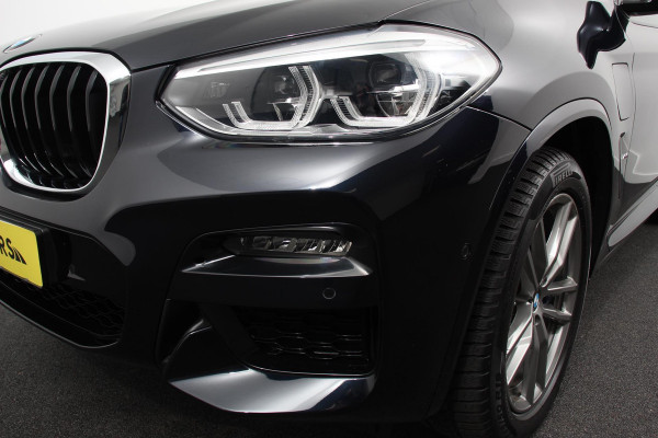 BMW X3 xDrive30e 292pk Hybrid Steptronic M Sport Navigatie Apple Carplay/Android Auto Parkeersensoren Camera Panoramadak Adaptive Cruise Control Adaptieve LED-koplampen Sound-systeem Harman-Kardon Climatronic