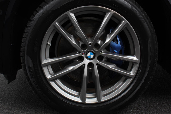 BMW X3 xDrive30e 292pk Hybrid Steptronic M Sport Navigatie Apple Carplay/Android Auto Parkeersensoren Camera Panoramadak Adaptive Cruise Control Adaptieve LED-koplampen Sound-systeem Harman-Kardon Climatronic