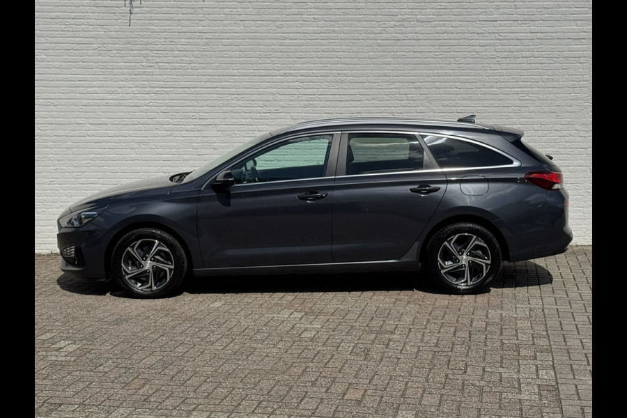 Hyundai i30 1.5 T-GDi 160PK MHEV Premium Sky Automaat Led Carplay Camera Navigatie Cruise
